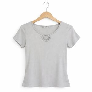 Wild Rose Pale Gray Top With Rhinestone Heart Detail. Sz XL